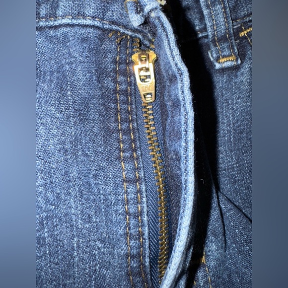 Britannia Women's Blue Jeans. Size 10P. VGUC - Picture 6 of 10